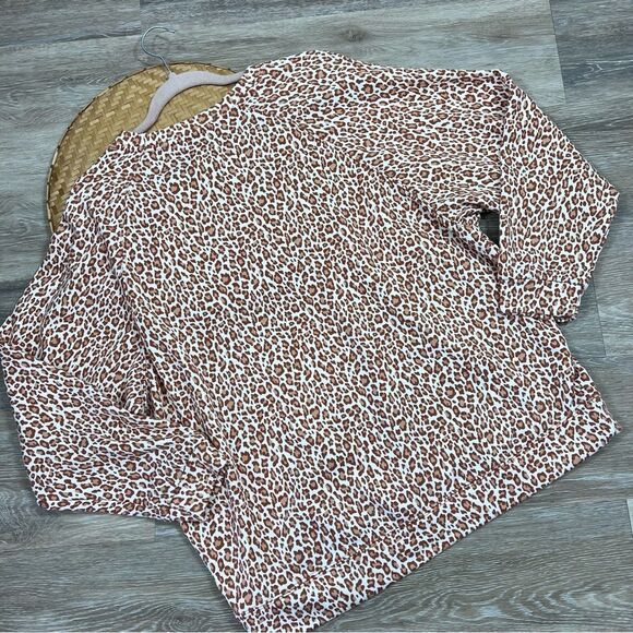 Lou & grey signature soft leopard printed crewneck sweatshirt pullover sweater - Picture 7 of 7